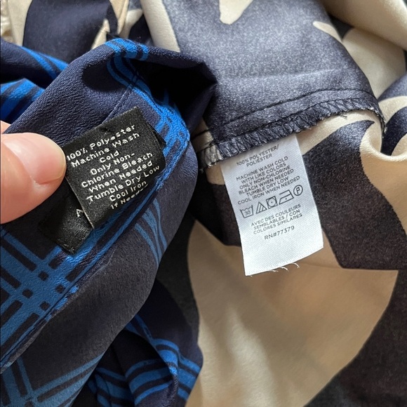 BUNDLE - Ann Taylor Navy Plaid (L) and Abstract Leaf Print (XL) Career Blouses - Picture 3 of 13